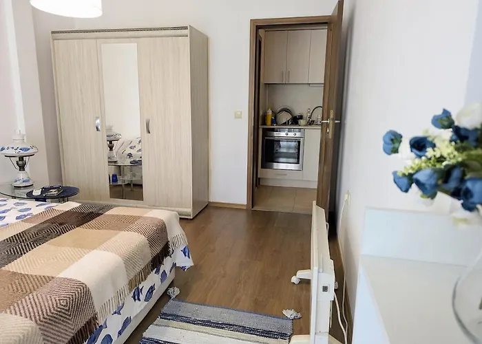 Cozy On Sunny * Sunny Beach