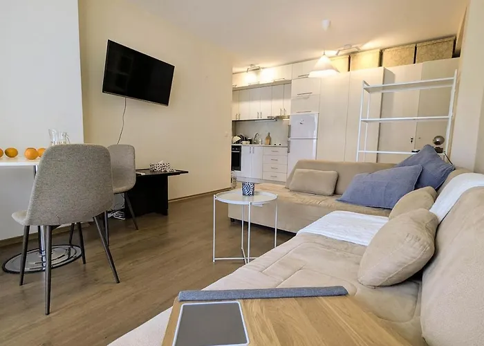 Cozy On Sunny 公寓 *